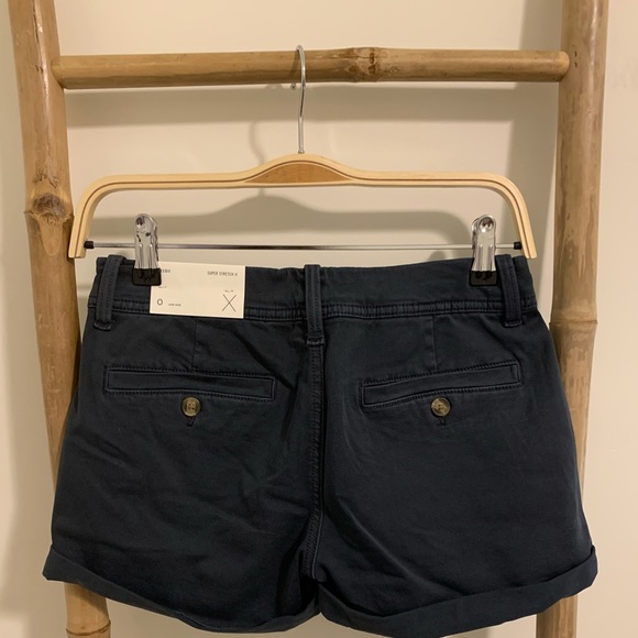 ⌛️SOLD⌛️ AE super stretch navy shorts - Picture 2 of 5
